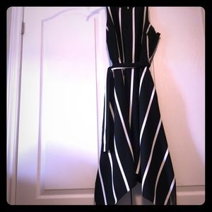 Banana Republic Flowing multi cut dress